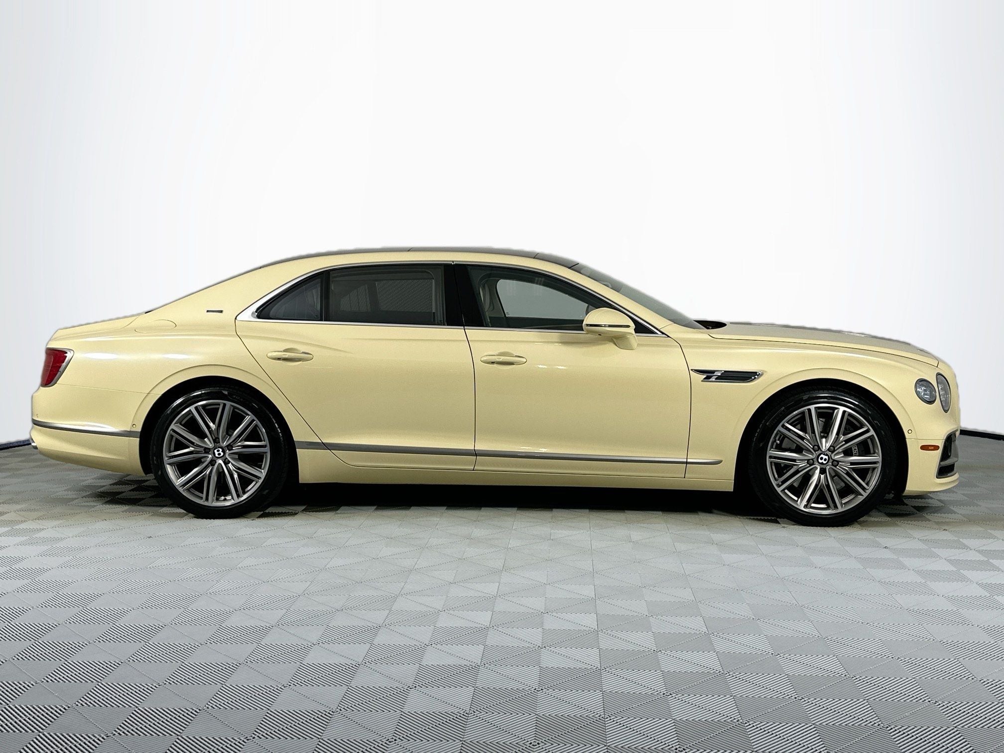 2023 Bentley Flying Spur Hybrid S