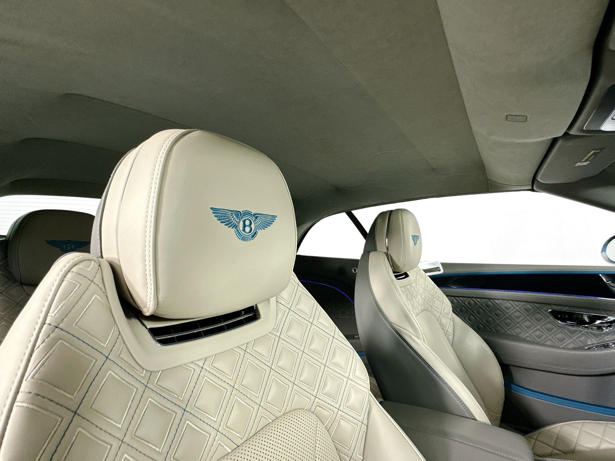 2021 Bentley Continental GTC Mulliner V8