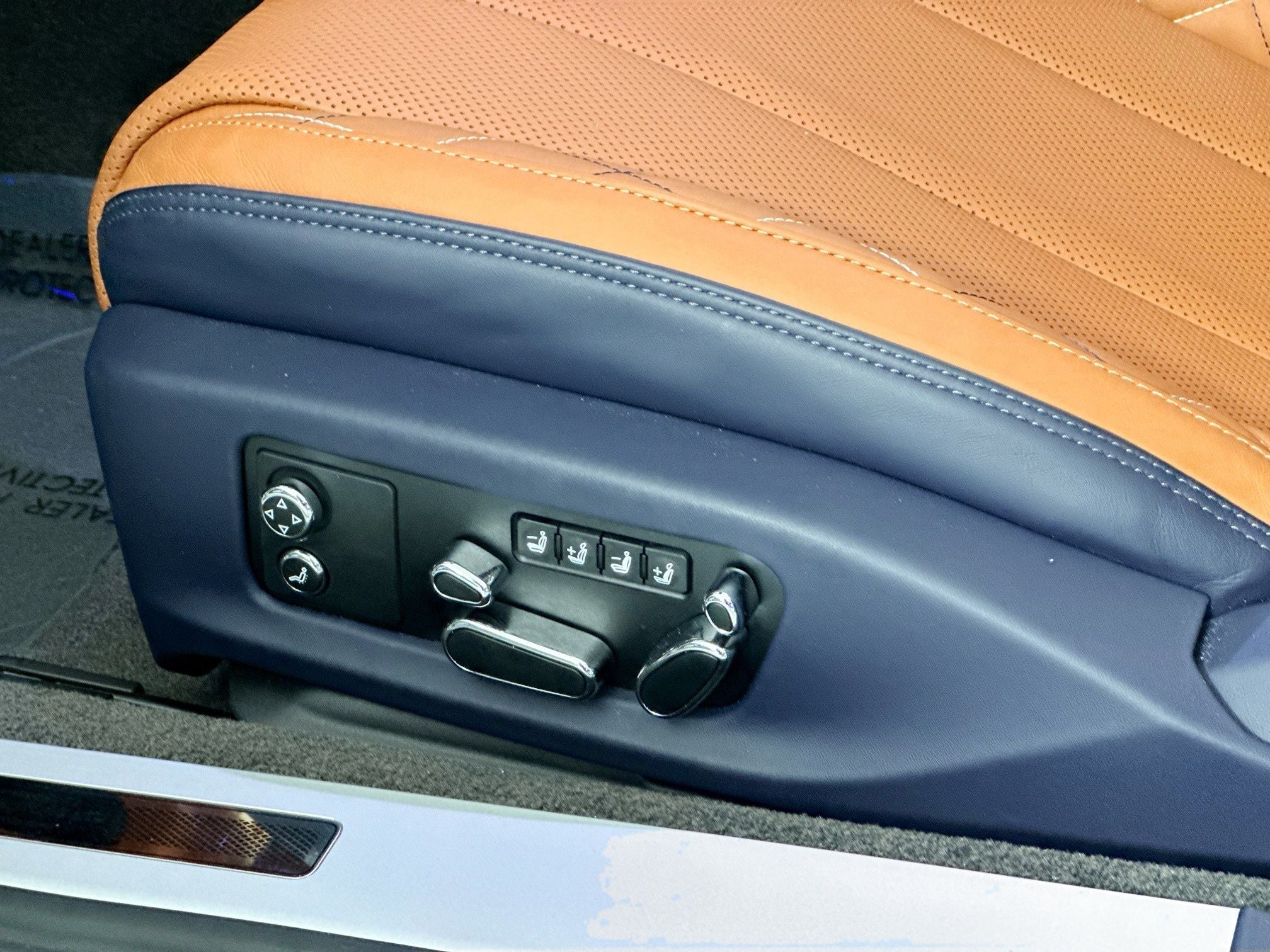 2023 Bentley Continental GTC Mulliner V8