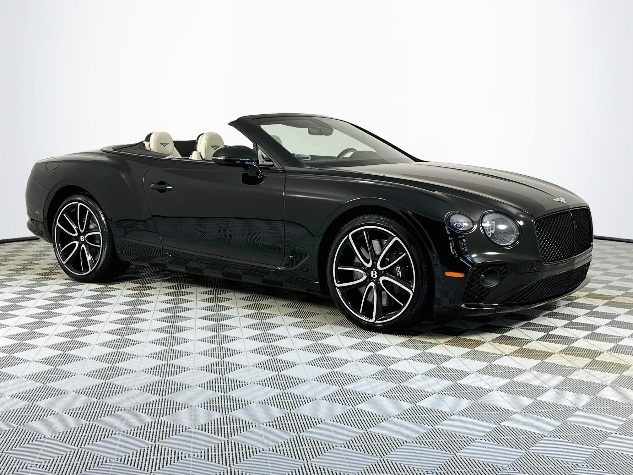 2024 Bentley Continental GTC V8 Edition 8