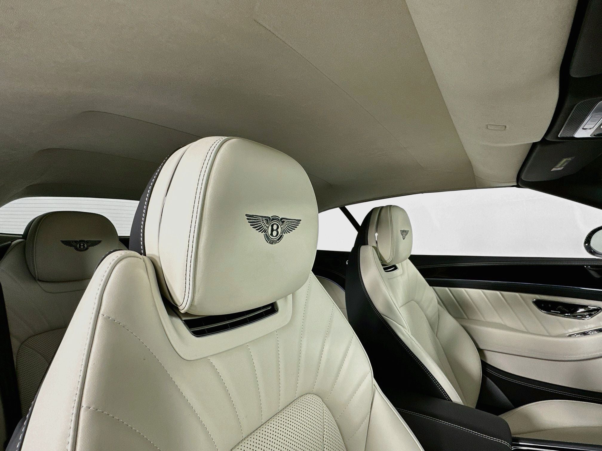 2024 Bentley Continental GTC V8 Edition 8