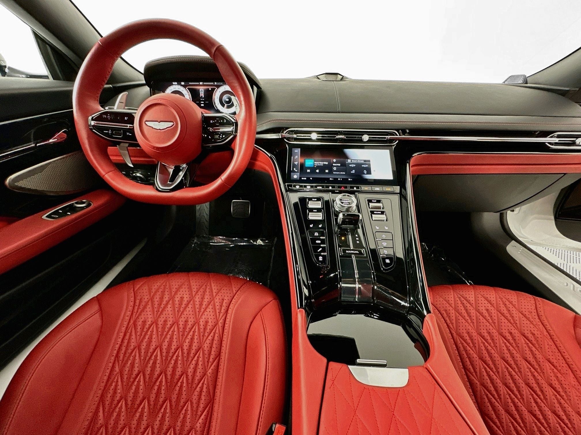2024 Aston Martin DB12 Base