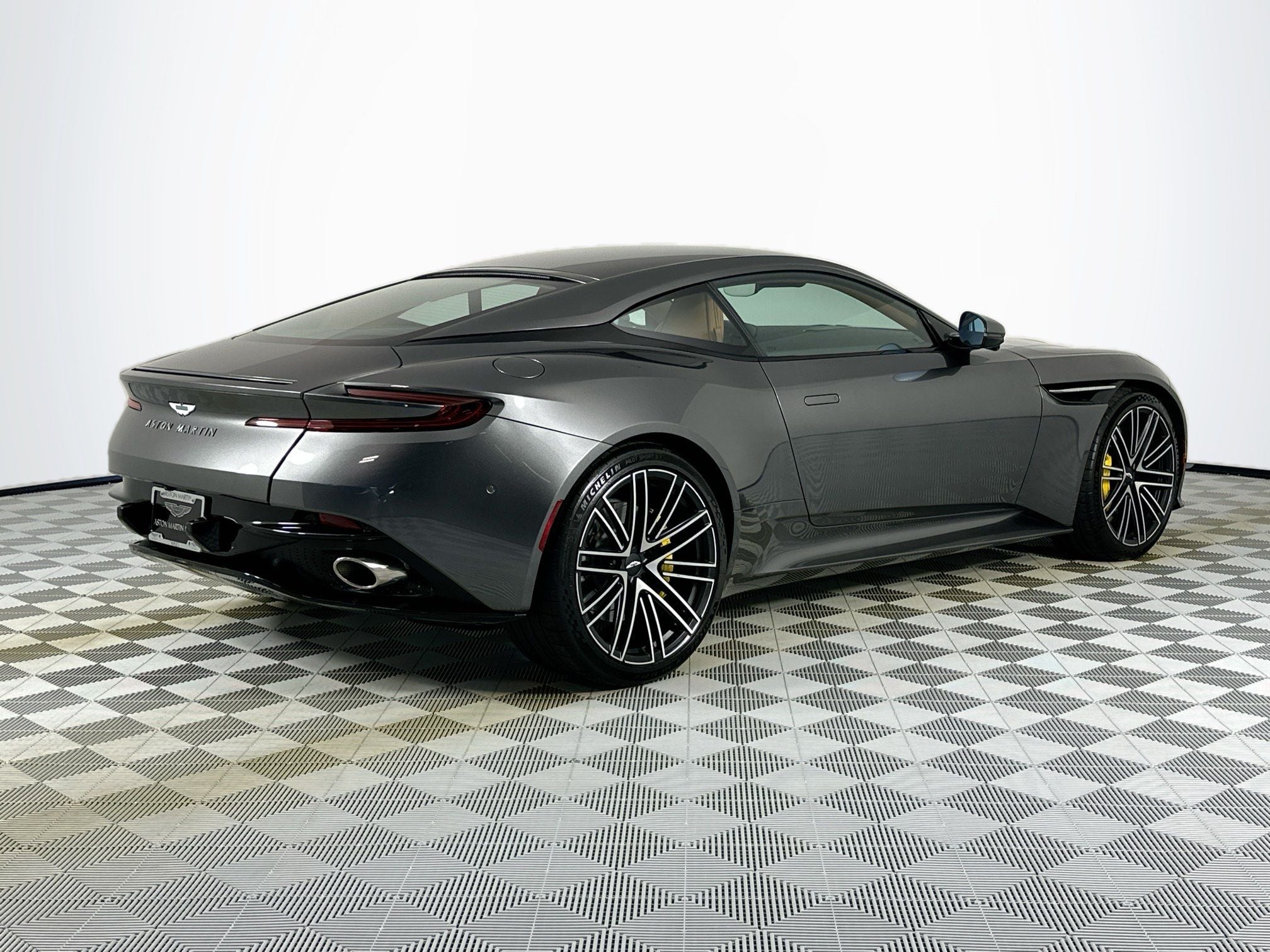 2024 Aston Martin DB12 Base