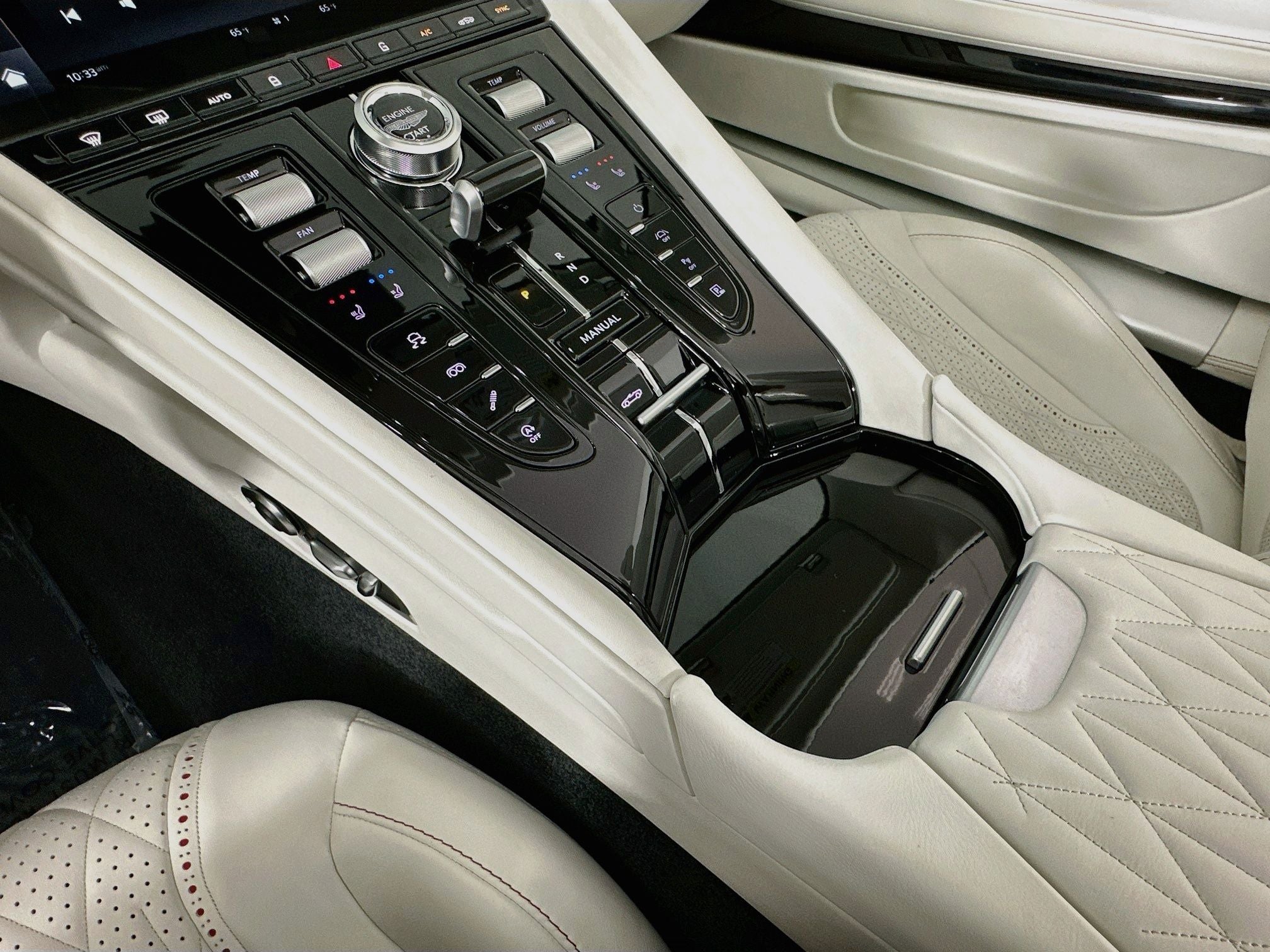2024 Aston Martin DB12 Volante