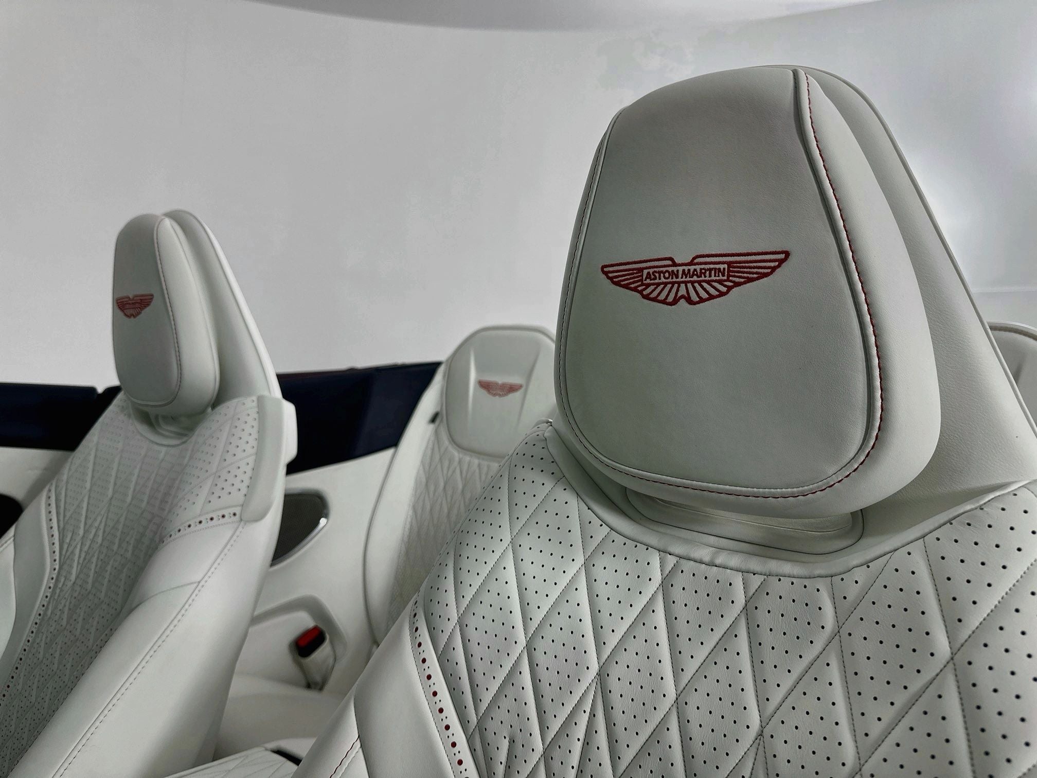 2024 Aston Martin DB12 Volante