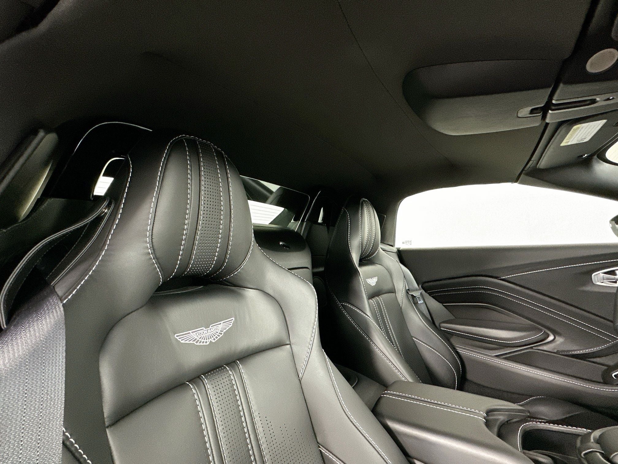 2021 Aston Martin Vantage Roadster