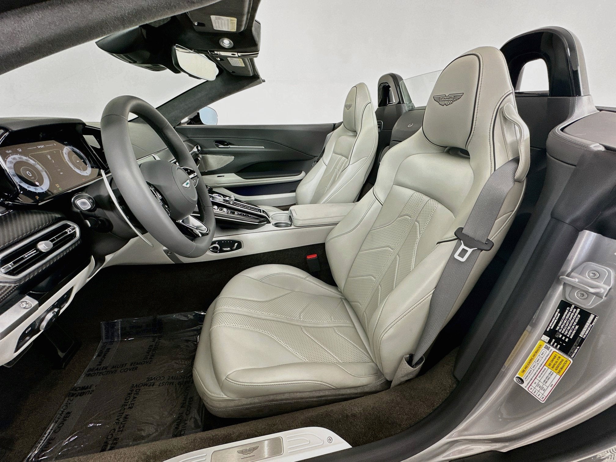 2026 Aston Martin Vantage Roadster