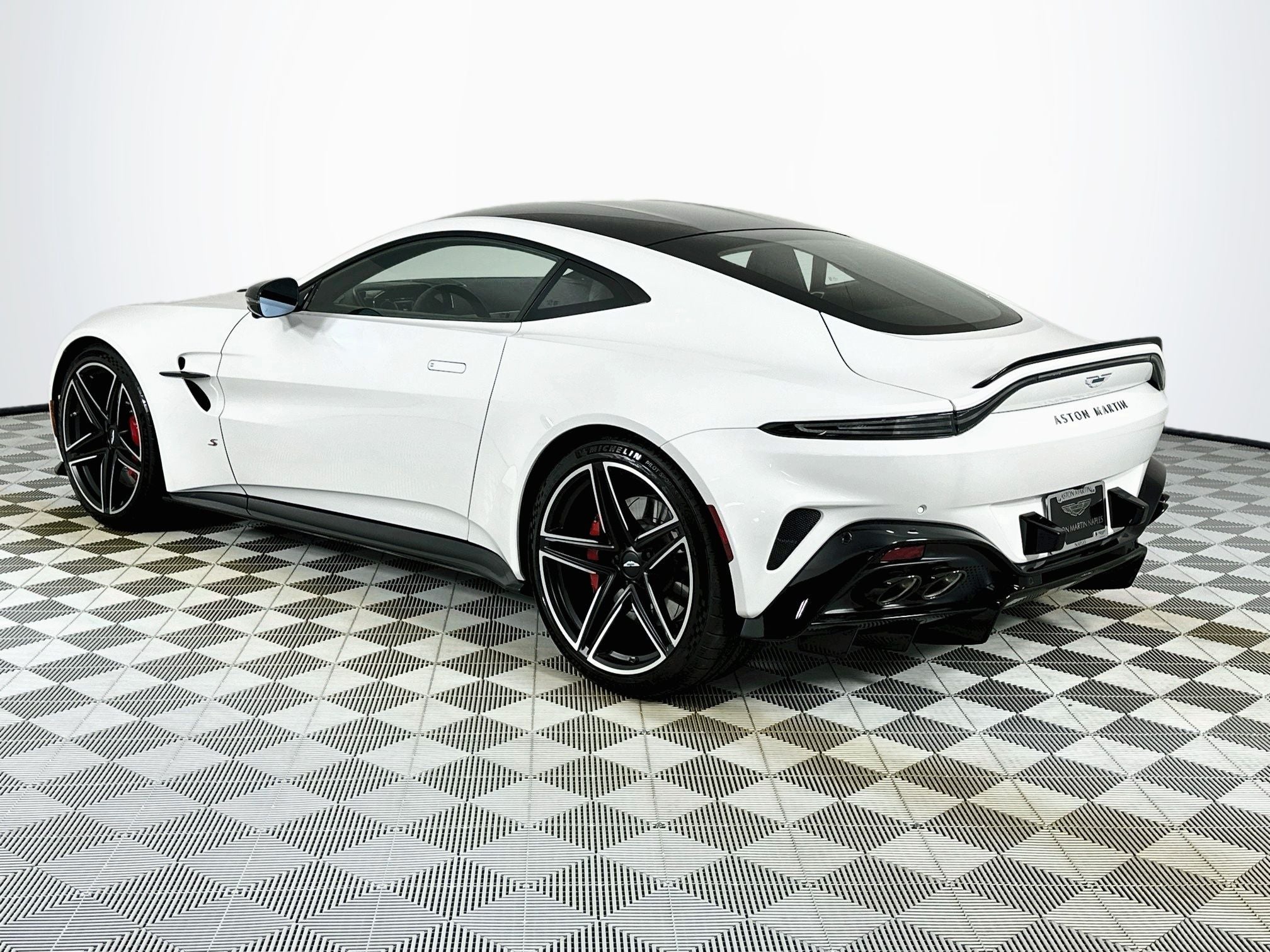 2026 Aston Martin Vantage S