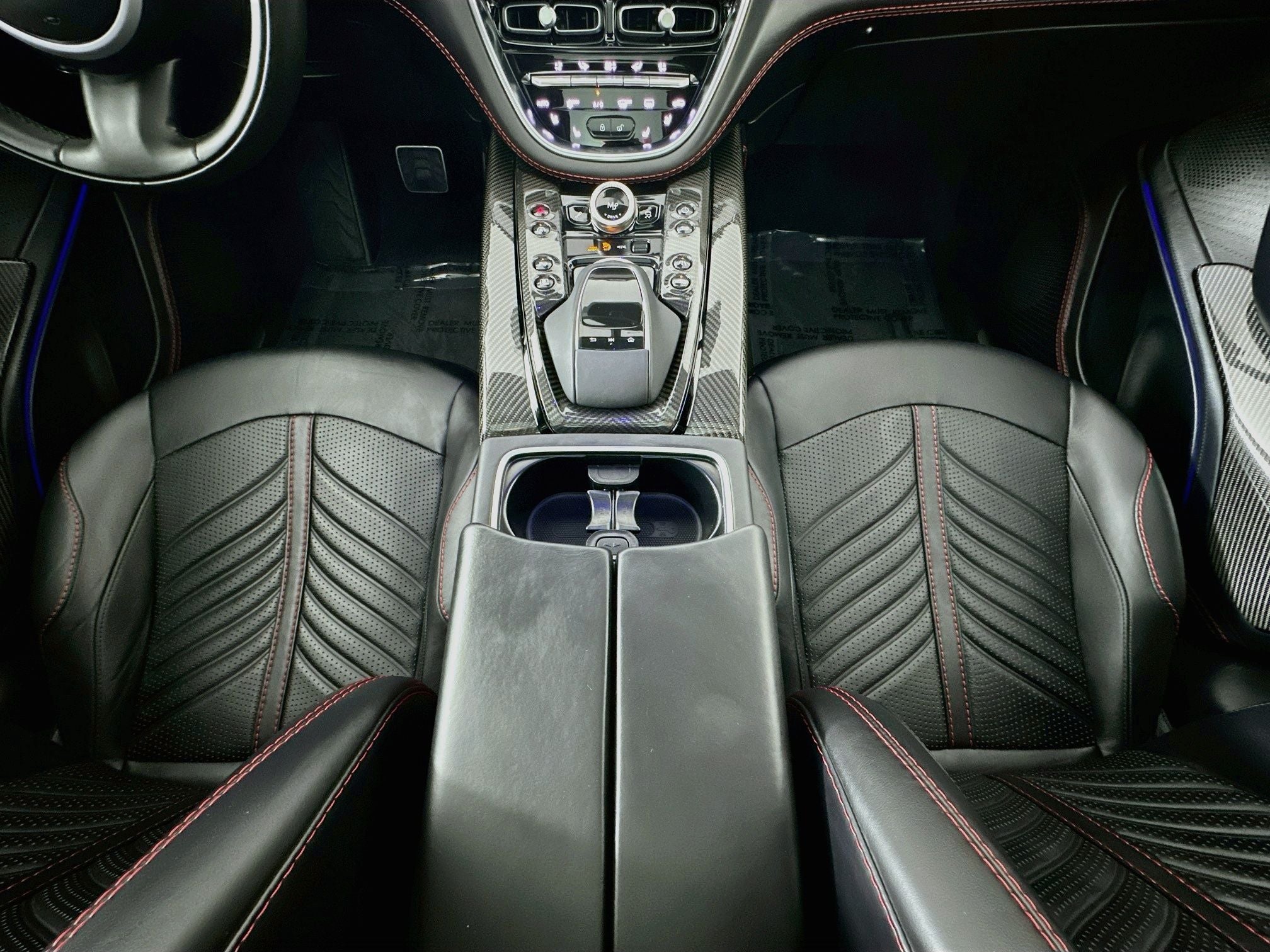 2023 Aston Martin DBX 707