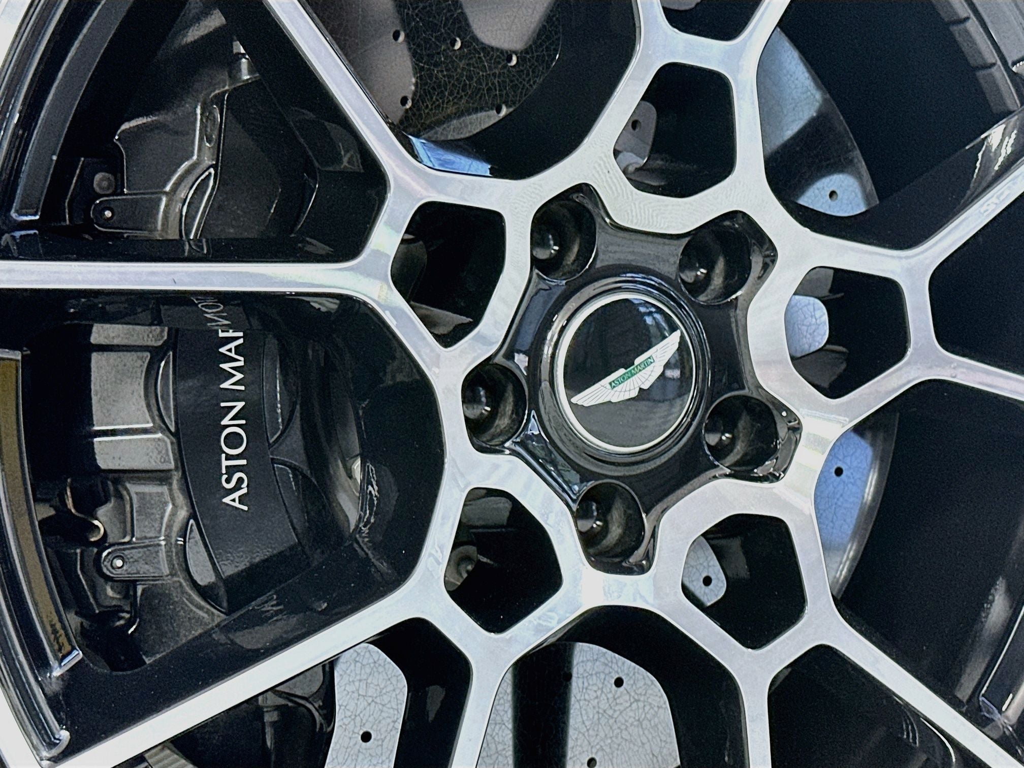 2023 Aston Martin DBX 707