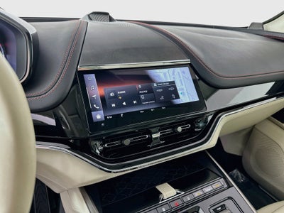 2025 Aston Martin DBX 707