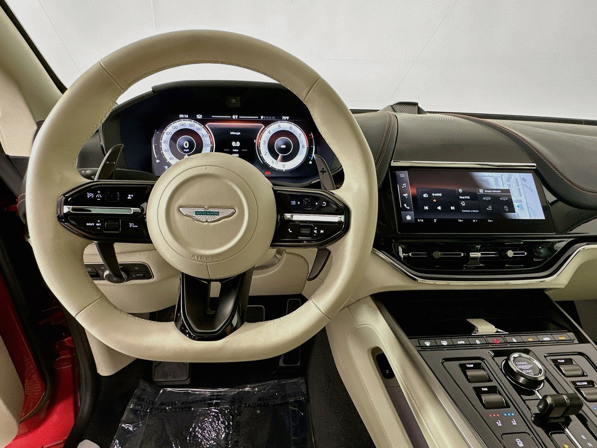 2025 Aston Martin DBX 707
