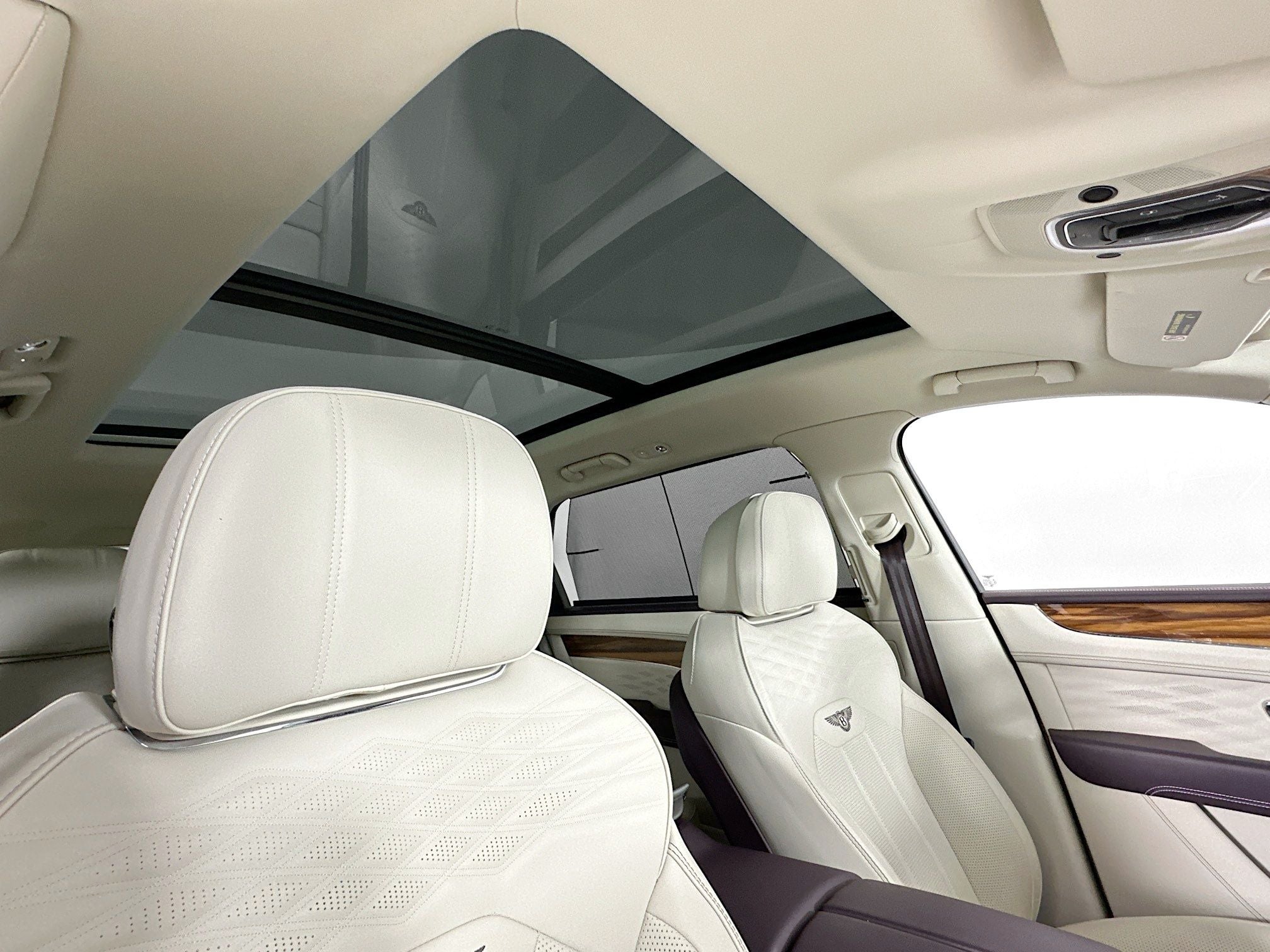 2023 Bentley Bentayga EWB Azure