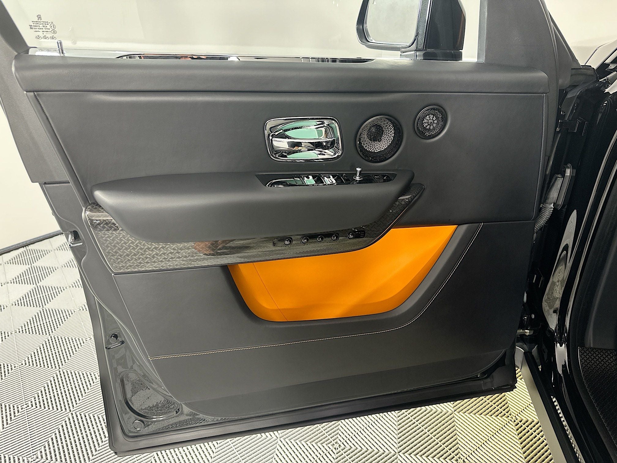 2024 Rolls-Royce Black Badge Cullinan Base
