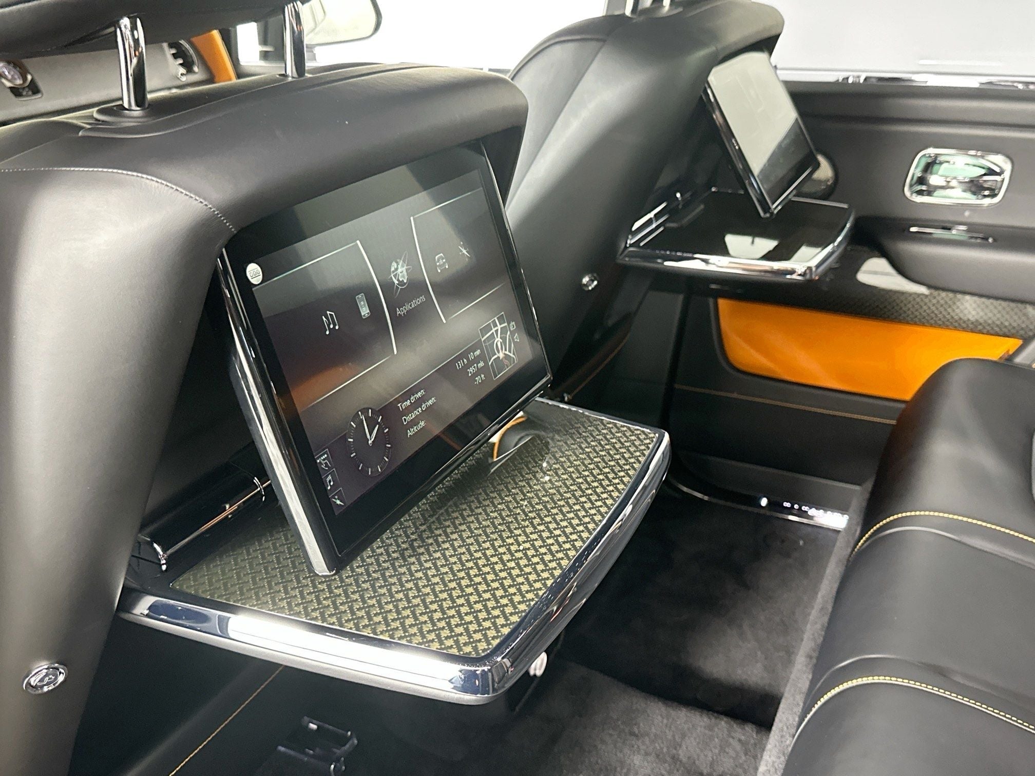 2024 Rolls-Royce Black Badge Cullinan Base