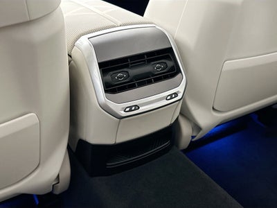 2023 BMW 7 Series 740i