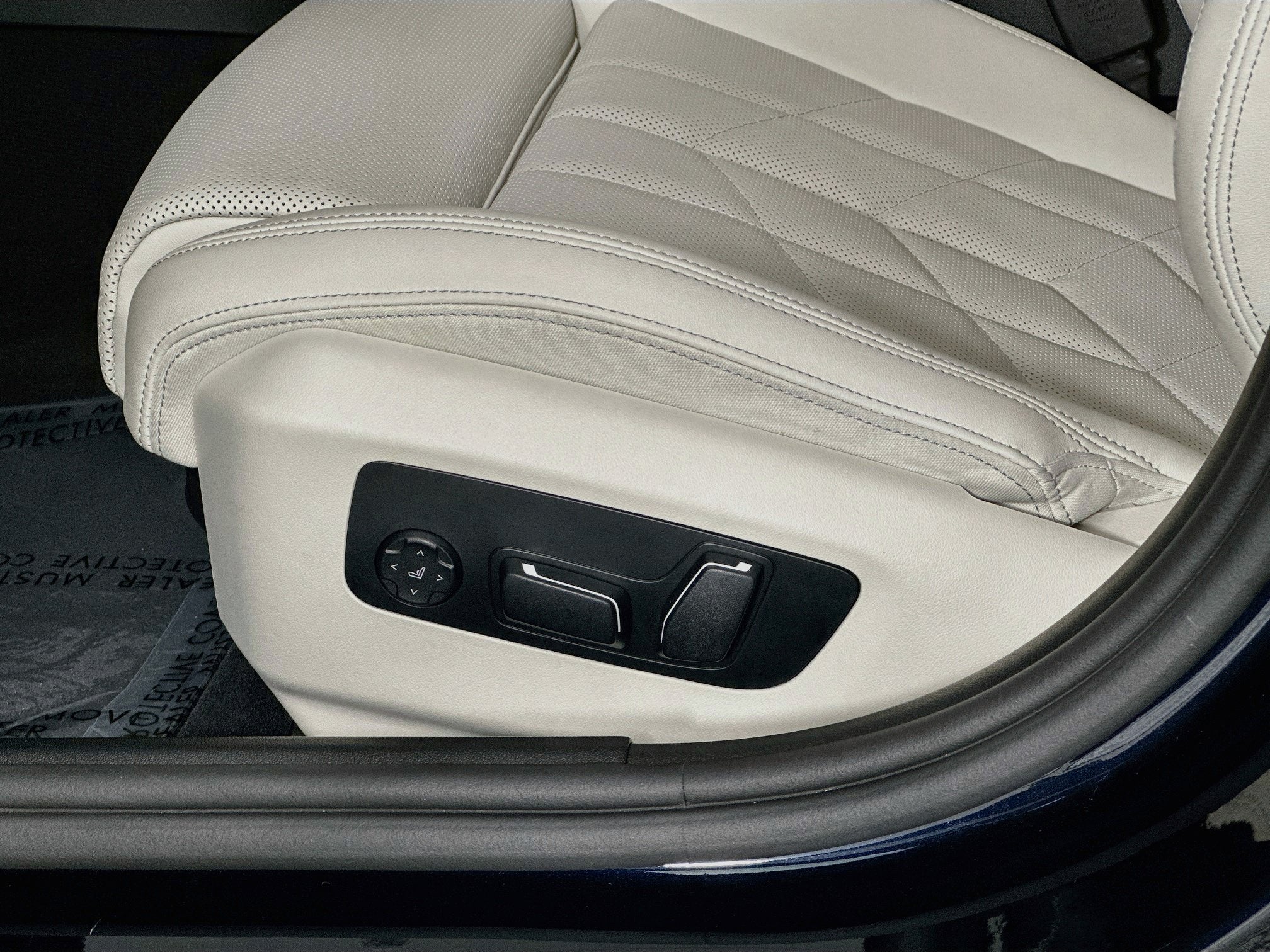 2025 BMW 5 Series 530i M Sport Package