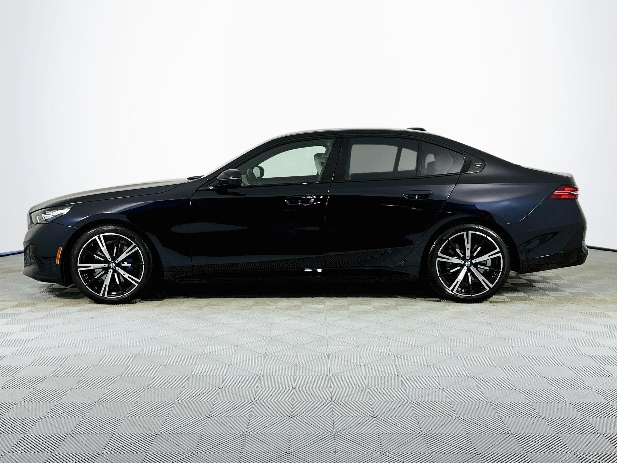2025 BMW 5 Series 530i M Sport Package
