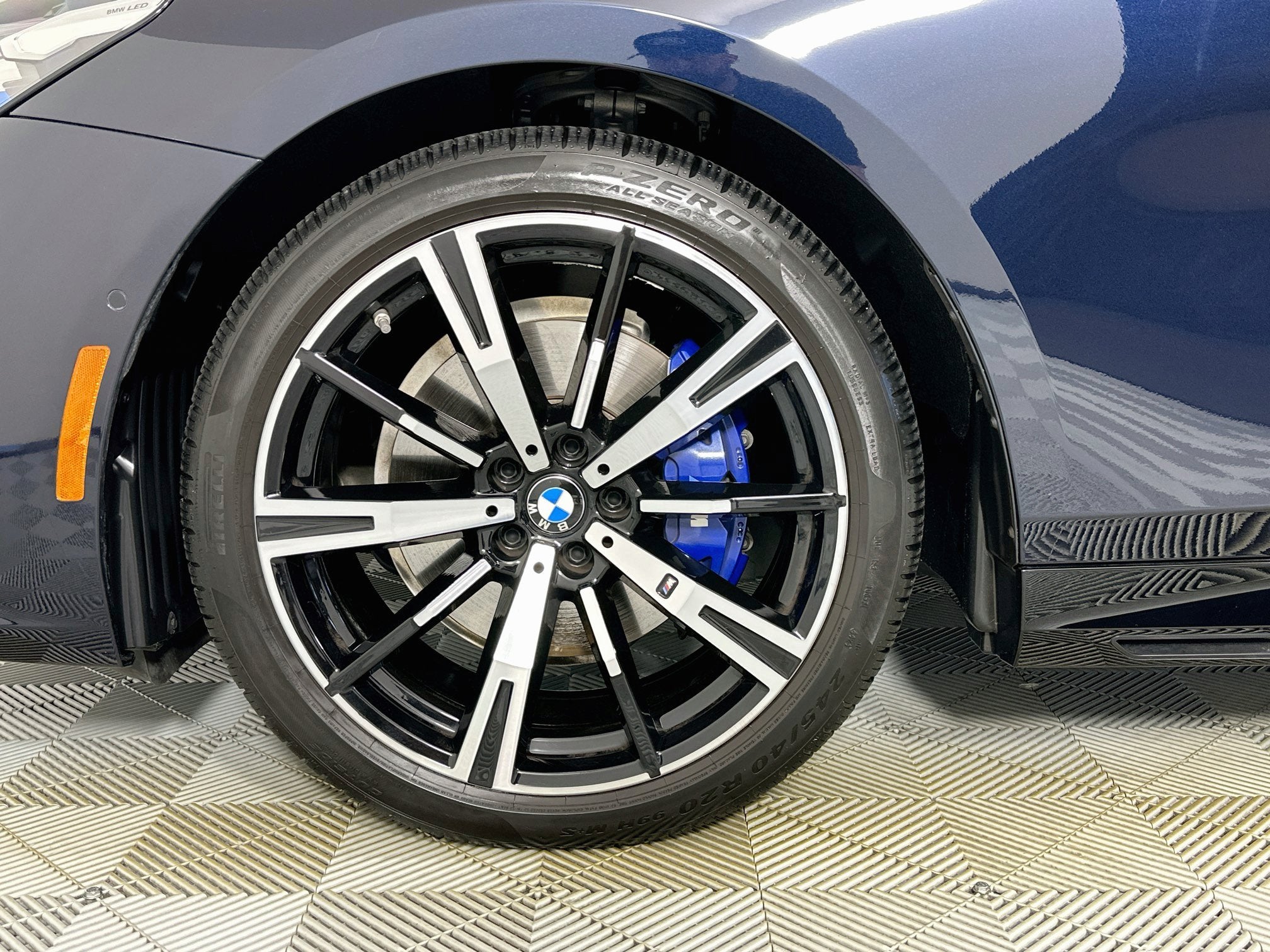 2025 BMW 5 Series 530i M Sport Package
