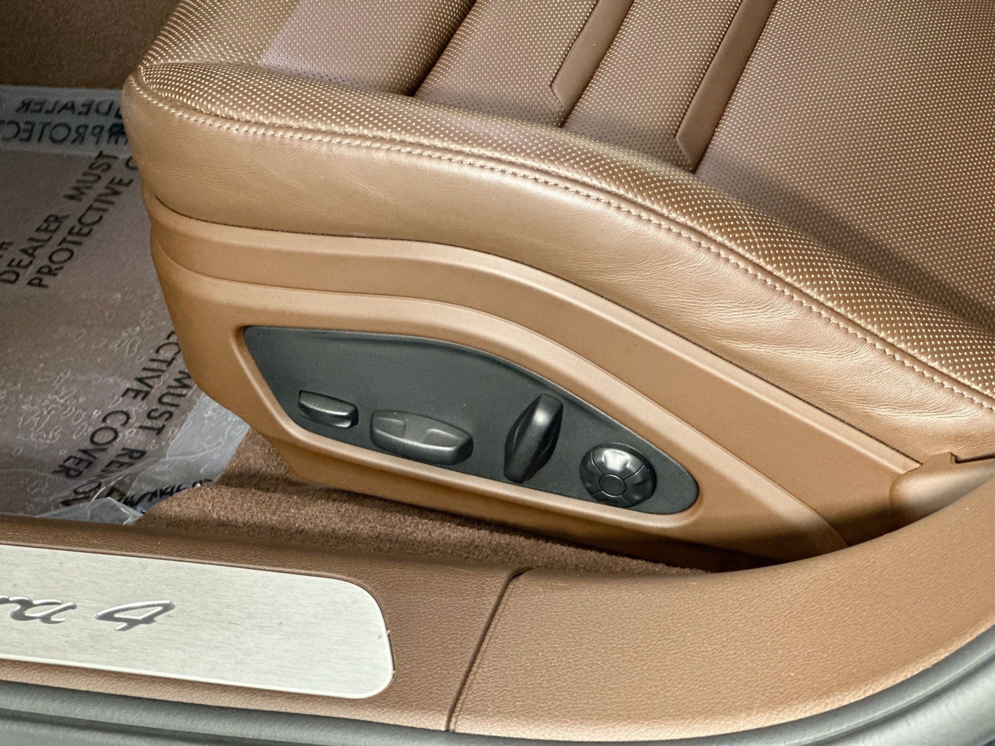 2023 Porsche Panamera E-Hybrid 4 Executive