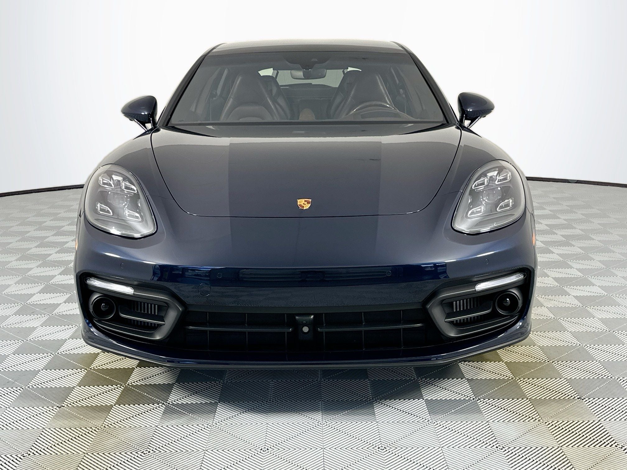 2023 Porsche Panamera E-Hybrid 4 Executive
