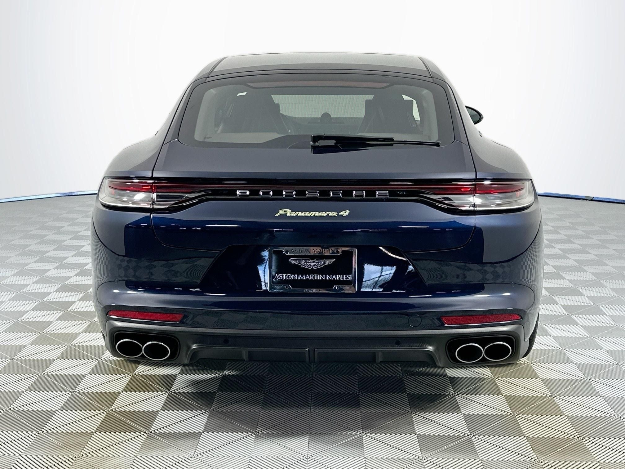 2023 Porsche Panamera E-Hybrid 4 Executive