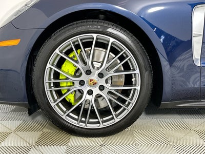 2023 Porsche Panamera E-Hybrid 4 Executive