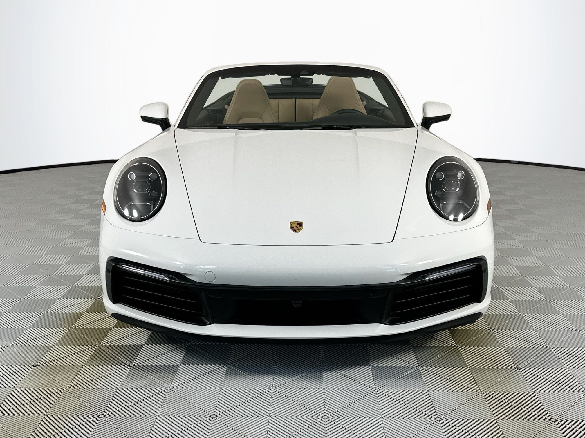 2022 Porsche 911 Carrera