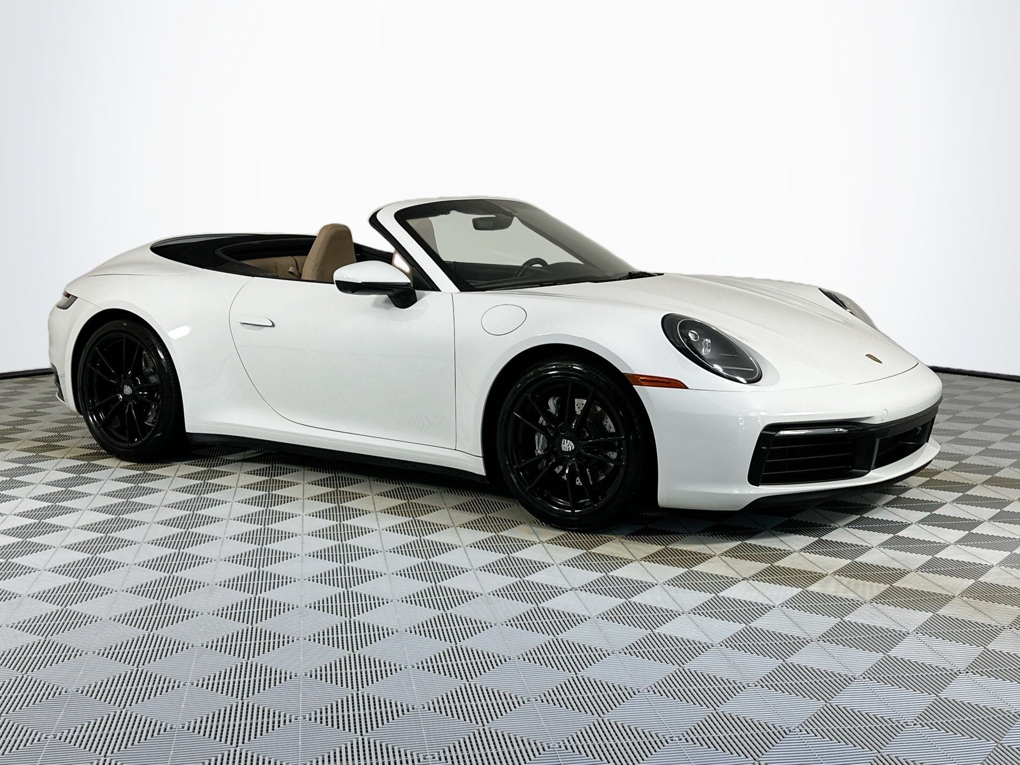 2022 Porsche 911 Carrera