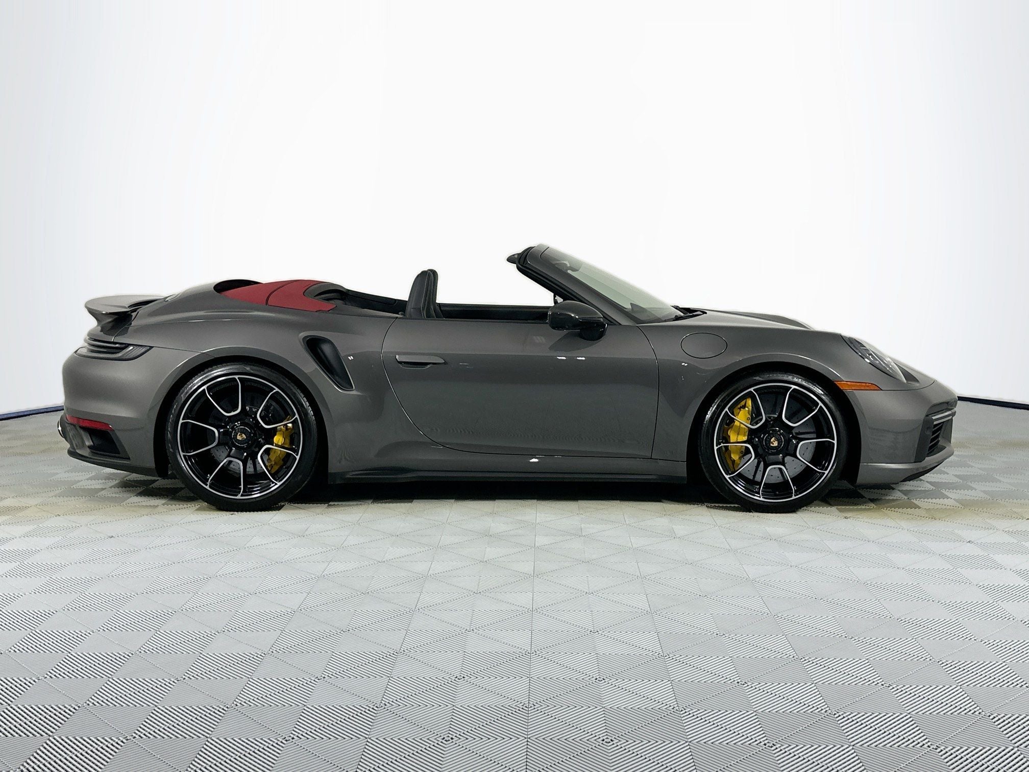 2022 Porsche 911 Turbo Cabriolet