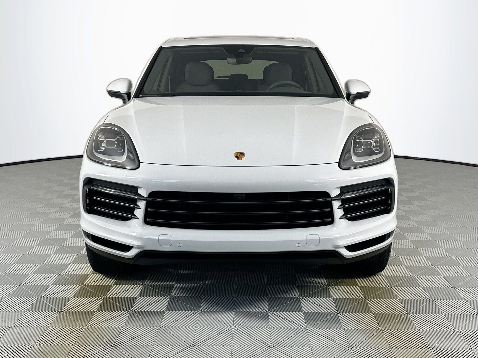 2023 Porsche Cayenne Platinum Edition