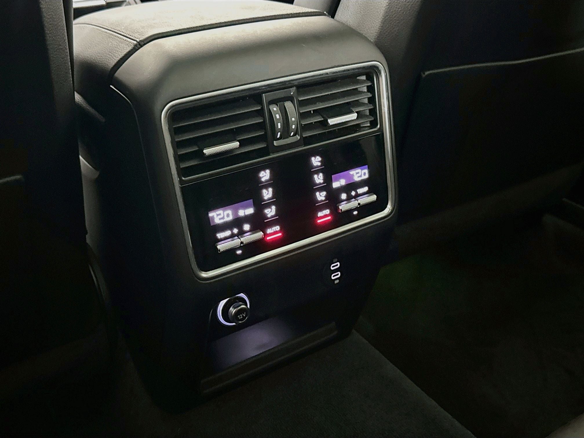 2023 Porsche Cayenne Coupe Base