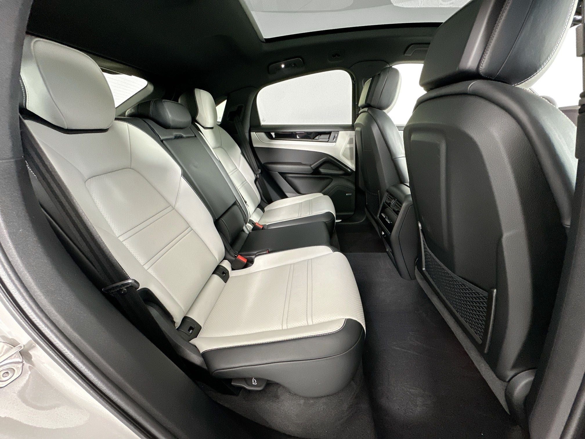 2024 Porsche Cayenne Coupe Base