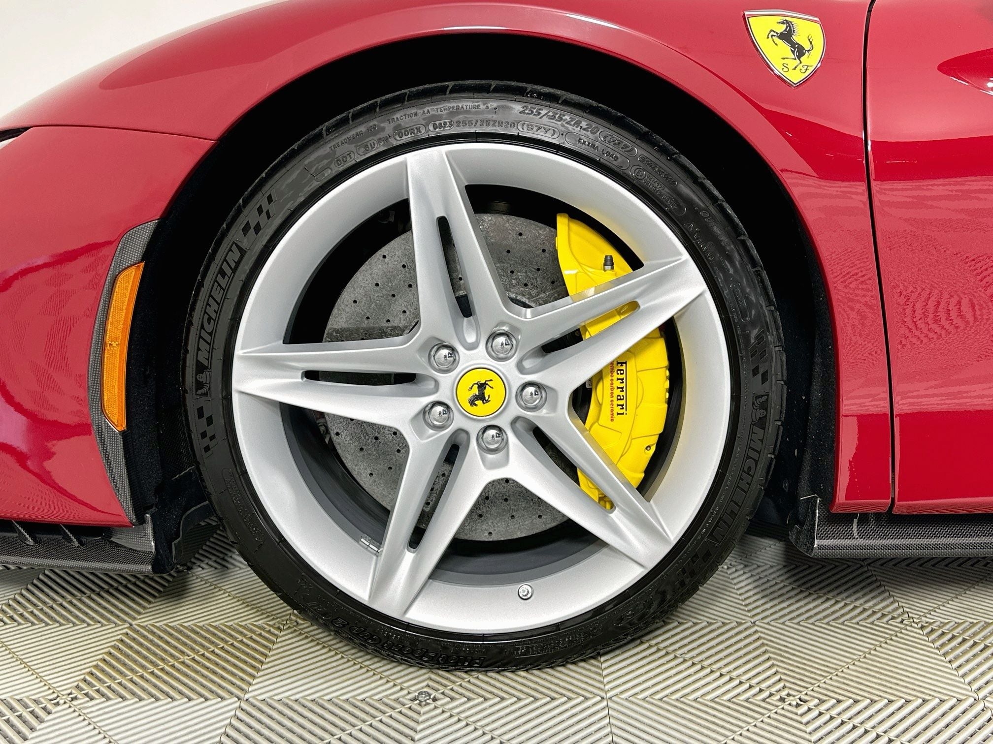 2023 Ferrari SF90 Spider Base
