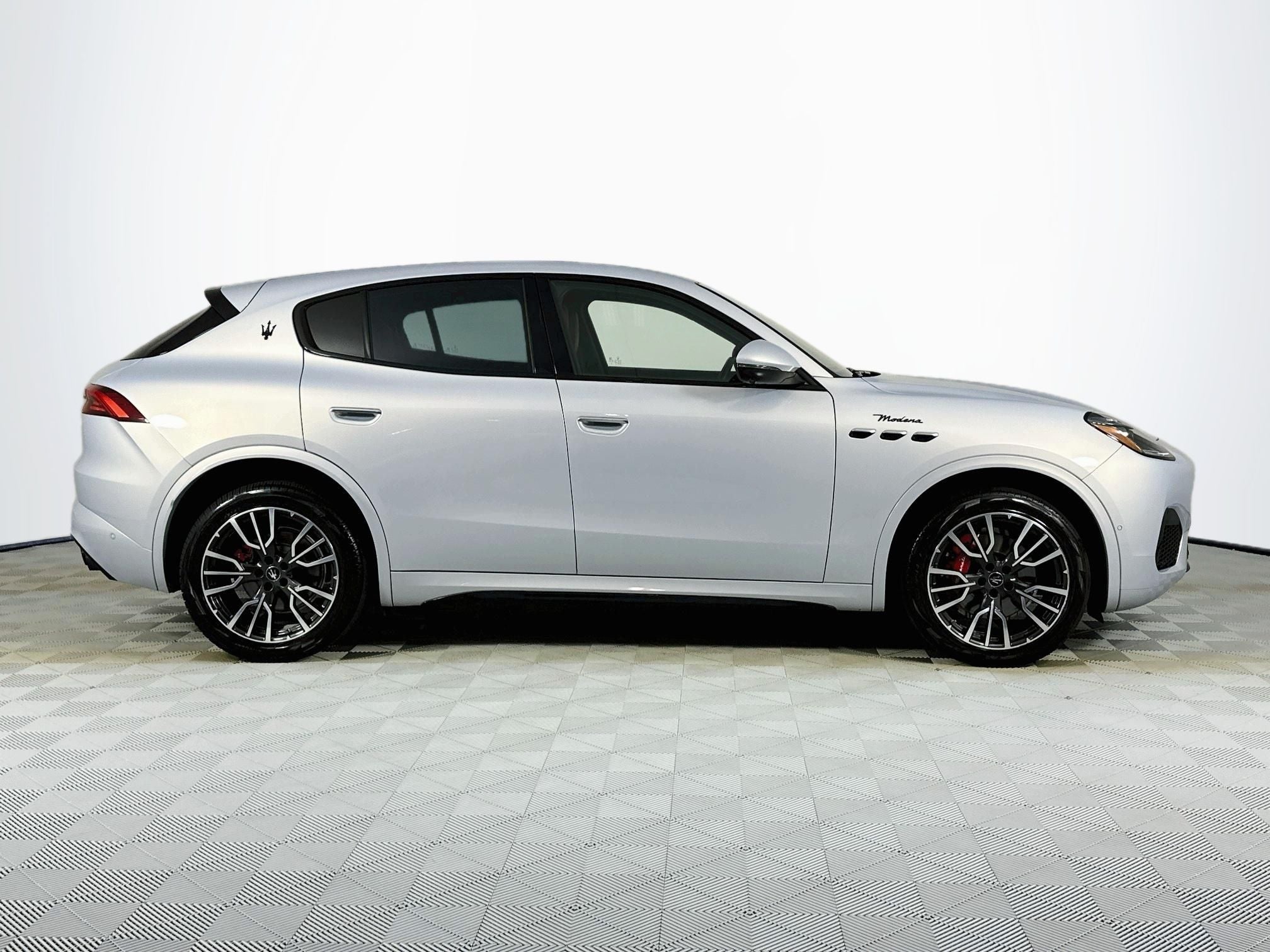2023 Maserati Grecale Modena