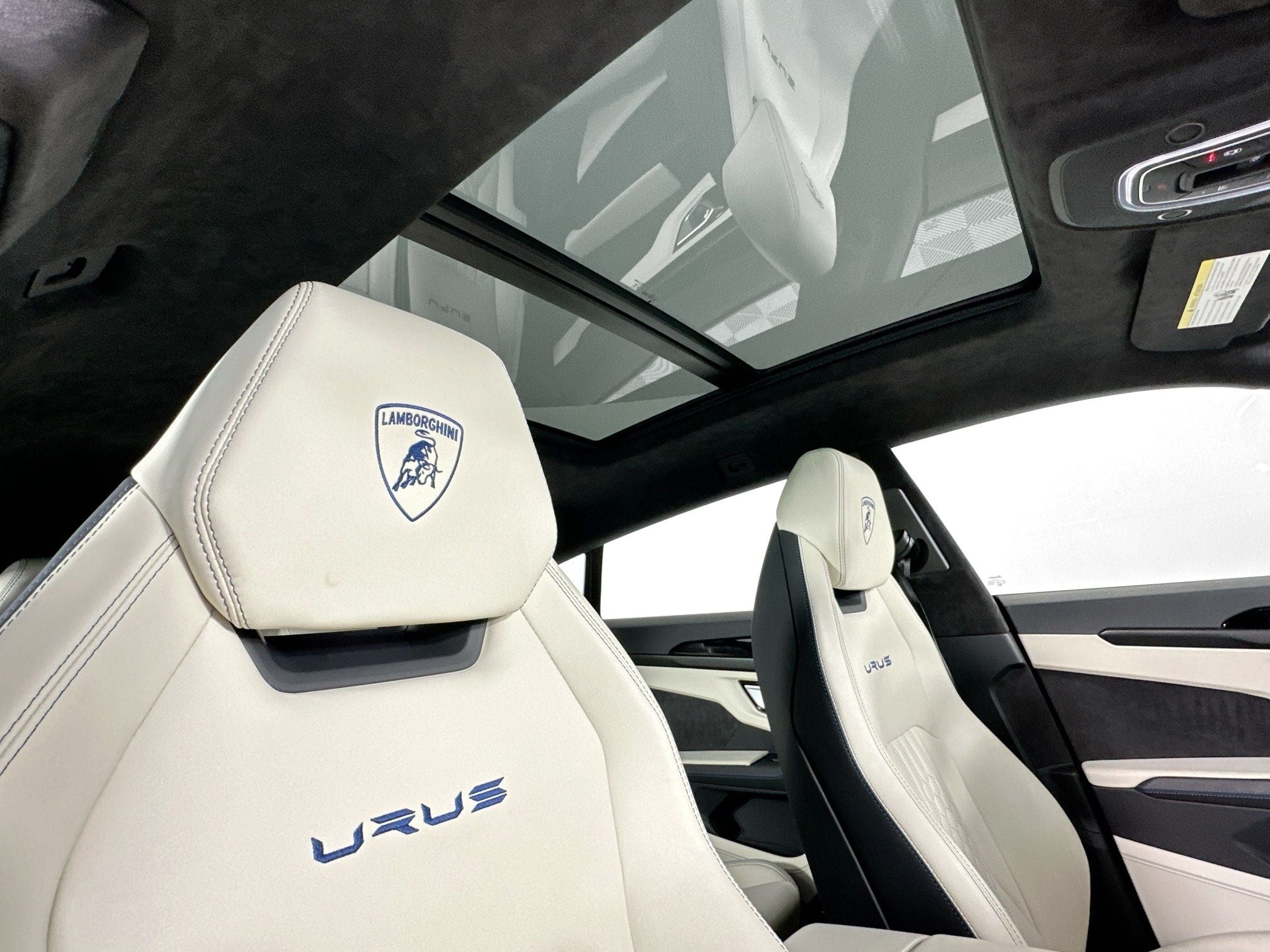 2023 Lamborghini Urus S