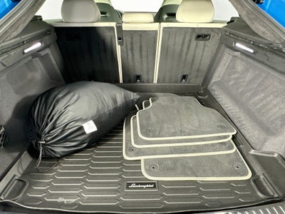 2023 Lamborghini Urus S