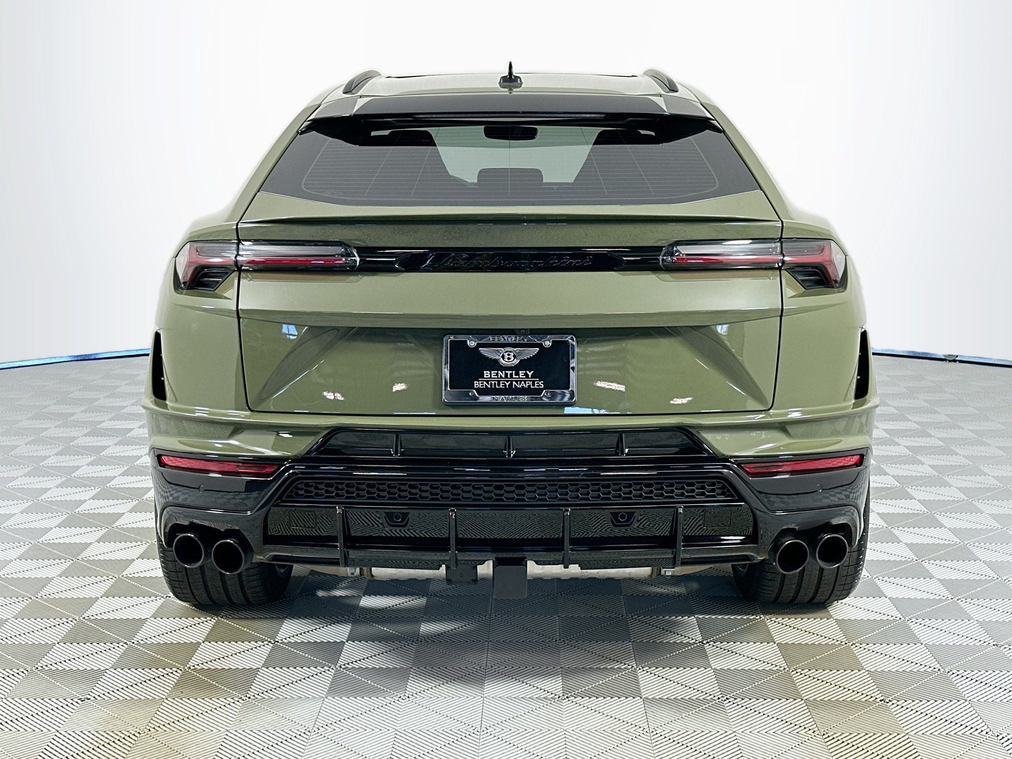 2024 Lamborghini Urus S