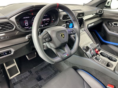 2024 Lamborghini Urus Performante