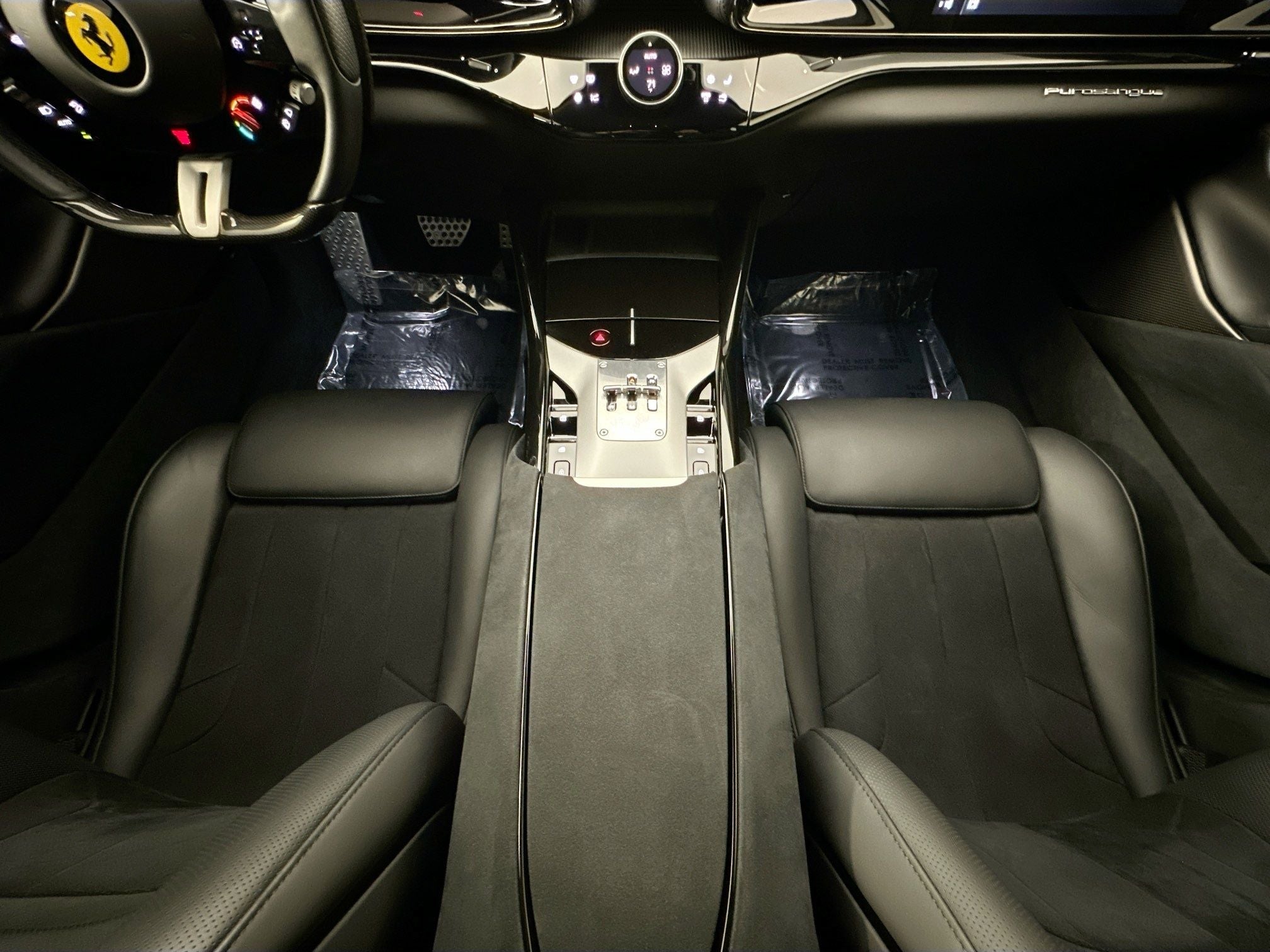 2023 Ferrari Purosangue Base