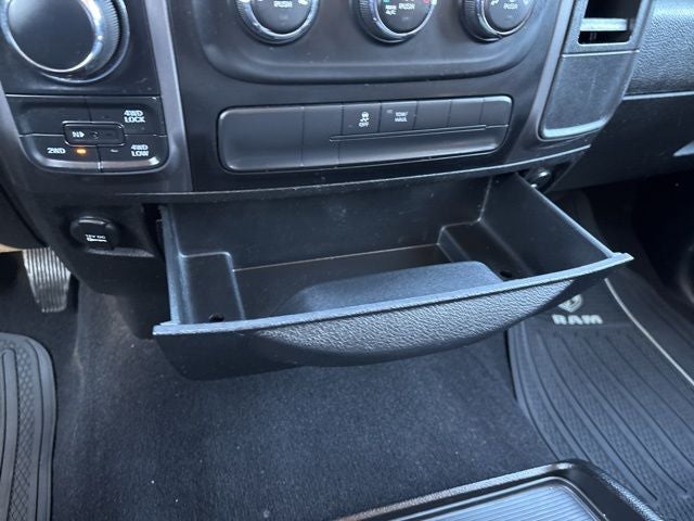 2021 RAM 1500 Classic Base