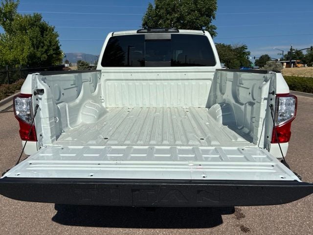 2024 Nissan Titan SV