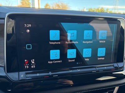 2024 Volkswagen Atlas 2.0T SE w/Technology