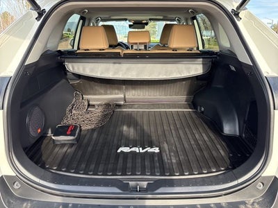 2020 Toyota RAV4 Limited