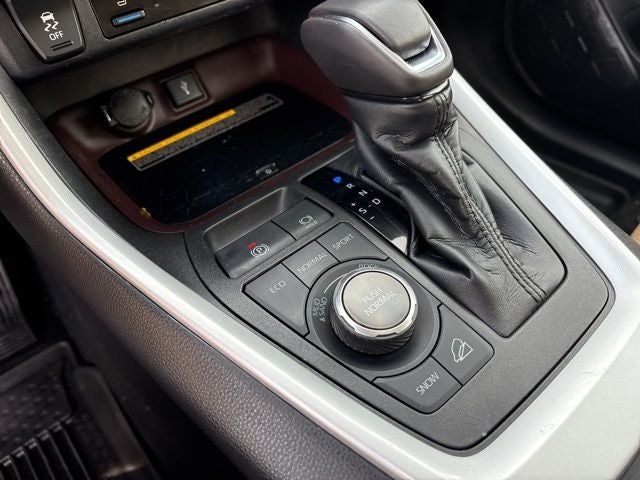 2020 Toyota RAV4 Limited