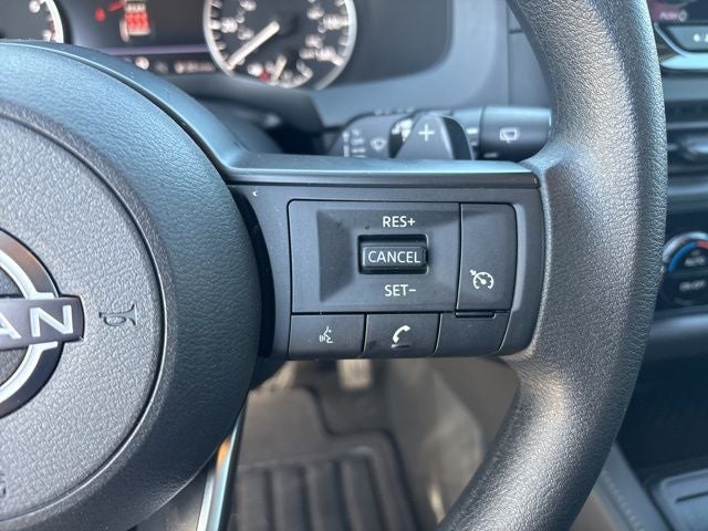 2025 Nissan Pathfinder S