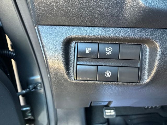 2025 Nissan Leaf S