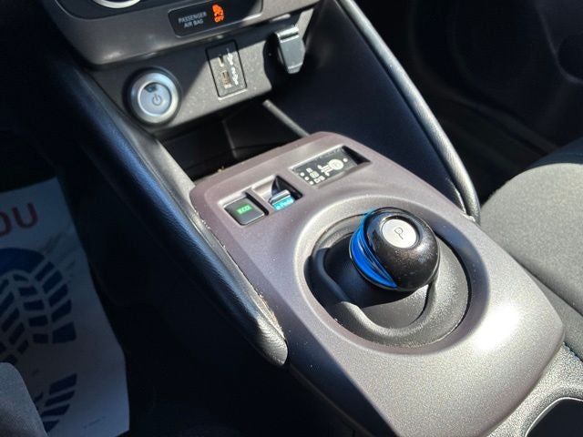 2025 Nissan Leaf S