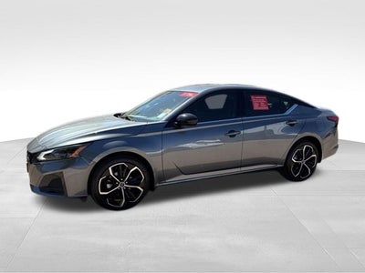 2023 Nissan Altima 2.5 SR