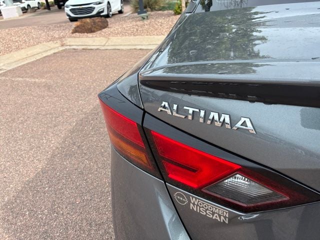 2021 Nissan Altima 2.5 SV